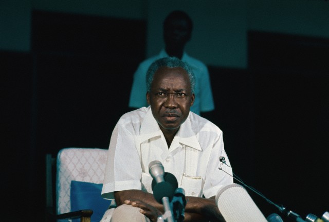 https://thechanzo.com/wp-content/uploads/2020/09/nyerere_1976_press_confererence.jpg