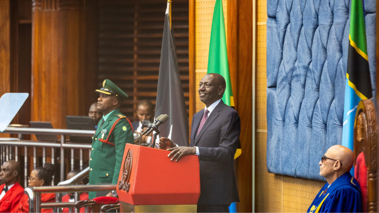 President Ruto Calls for Decisive Regional Integration, Pledges Kenya’s Support for Tanzania’s Development
